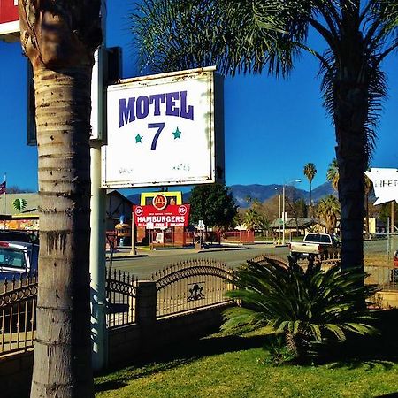 Downtown Motel 7 Сан Бернардино Екстериор снимка